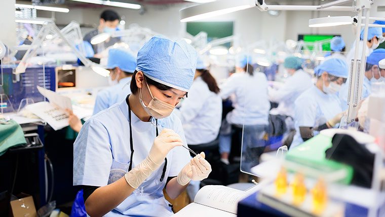 明海大学が2024年度から歯学部入学初年度の授業料を50%減額