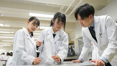 【探究学習に力を入れている女子校1位】「知りたい」ことを自らの手で突き詰めていく山脇学園の探究学習―山脇学園中学校・高等学校