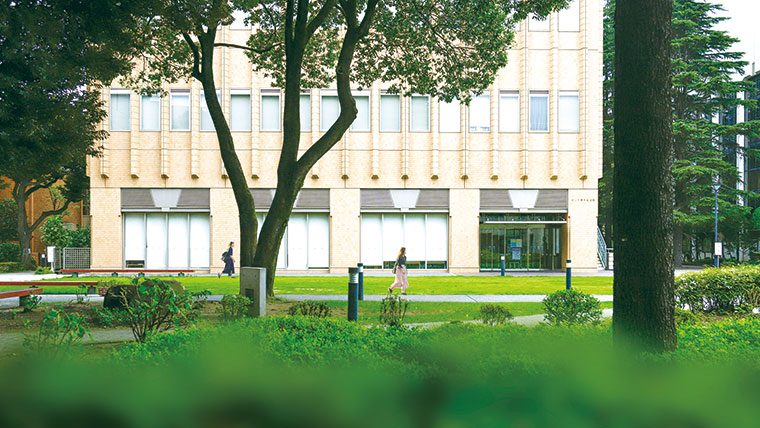 「教える」と「創る」のプロフェッショナルを目指す東京家政大学の学び