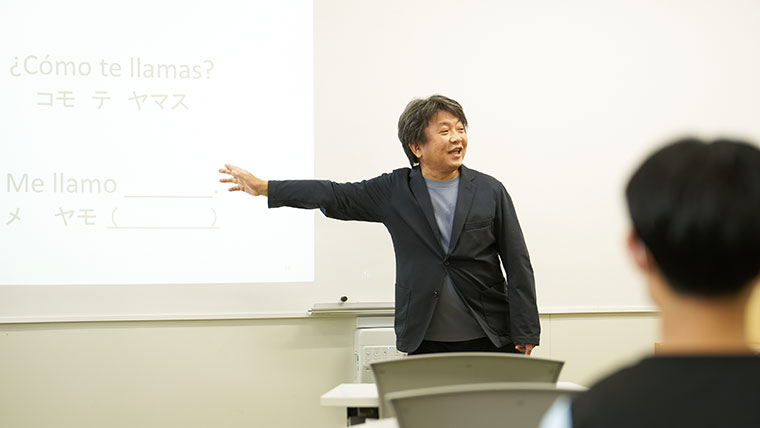 小学生対象でフランス語・スペイン語の体験講座『語学ミニレッスンin獨協大学』を開催ー獨協埼玉中学高等学校