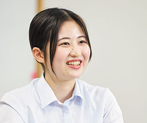 1学年50名の少人数環境のもと独自の「ホーム制度」を運用　活発な対話が教員としての資質を養い社会人としての力量を高めていく─学習院大学 文学部教育学科