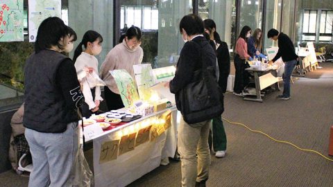 企業と連携した社会実装型プロジェクトによる人材育成　農学の立場から社会の多様な課題を解決へ導く─龍谷大学農学部