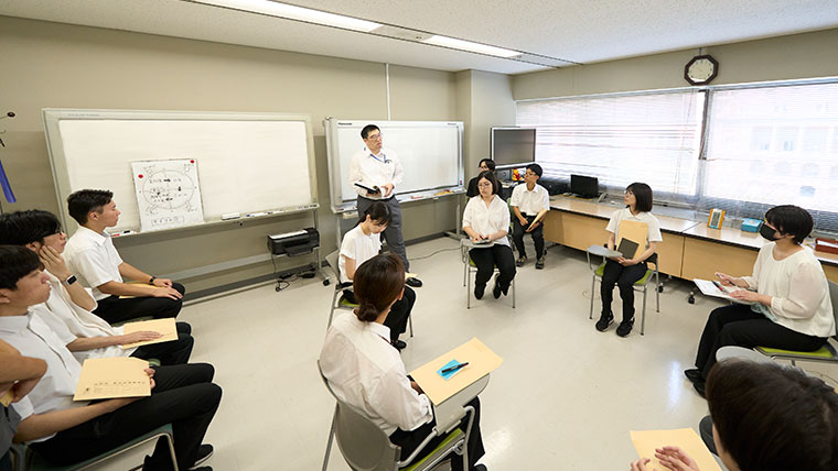 国内でも珍しい、刑務所や少年院などでのフィールドワークを実施　現場ならではの空気感や緊張感を体験できる　立正大学法学部「矯正保護実務フィールドワーク」