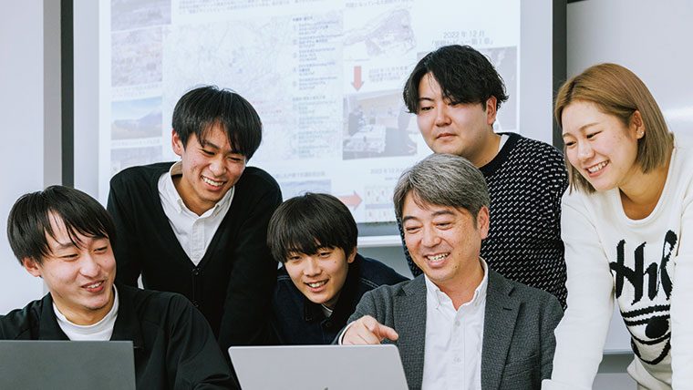 少人数制のきめ細かな教育で主体性とグローバル感覚を養う─北海商科大学