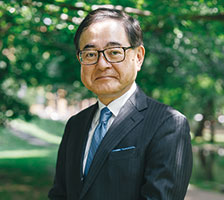 「光は北から、北から世界へ」Be ambitiousの精神を受け継ぎ、「比類なき大学」として輝く─北海道大学