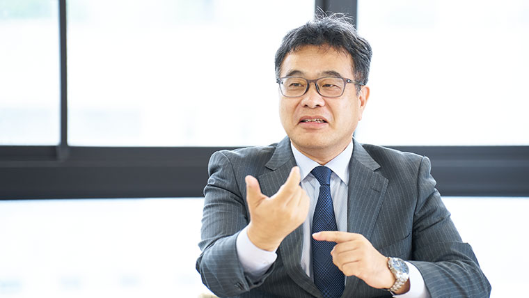 【都道府県・市区町村職員の就職者数 千葉県私大1位!】「公務員になりたい」を徹底サポート!─千葉商科大学総合政策学部 【都道府県・市区町村職員の就職者数 千葉県私大1位!】「公務員になりたい」を徹底サポート!─千葉商科大学総合政策学部