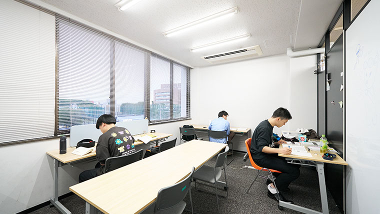 【都道府県・市区町村職員の就職者数 千葉県私大1位!】「公務員になりたい」を徹底サポート!─千葉商科大学総合政策学部 【都道府県・市区町村職員の就職者数 千葉県私大1位!】「公務員になりたい」を徹底サポート!─千葉商科大学総合政策学部