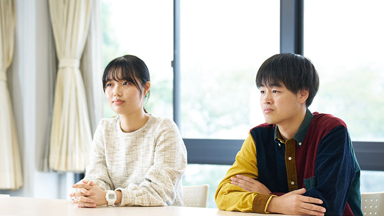 【都道府県・市区町村職員の就職者数 千葉県私大1位!】「公務員になりたい」を徹底サポート!─千葉商科大学総合政策学部 【都道府県・市区町村職員の就職者数 千葉県私大1位!】「公務員になりたい」を徹底サポート!─千葉商科大学総合政策学部