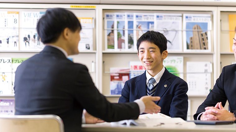 【中学入試】学習塾が勧める中高一貫校ランキング2025　入学時の偏差値に比べ、大学合格実績が高い中高一貫校