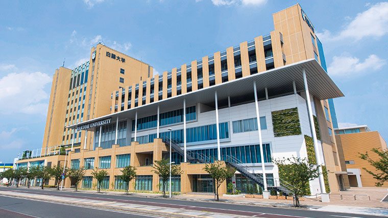 就職の不安を自信に変える白鷗大学のフルサポート就職支援