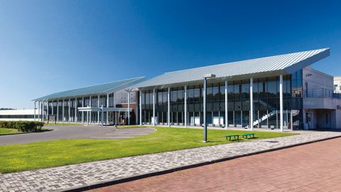 データを活用した社会課題の解決を実践　高度DX専門人材の育成拠点で学ぶ─公立千歳科学技術大学