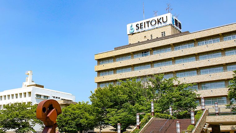 2025年学部系統別実就職率ランキング（文・人文・外国語系学系）