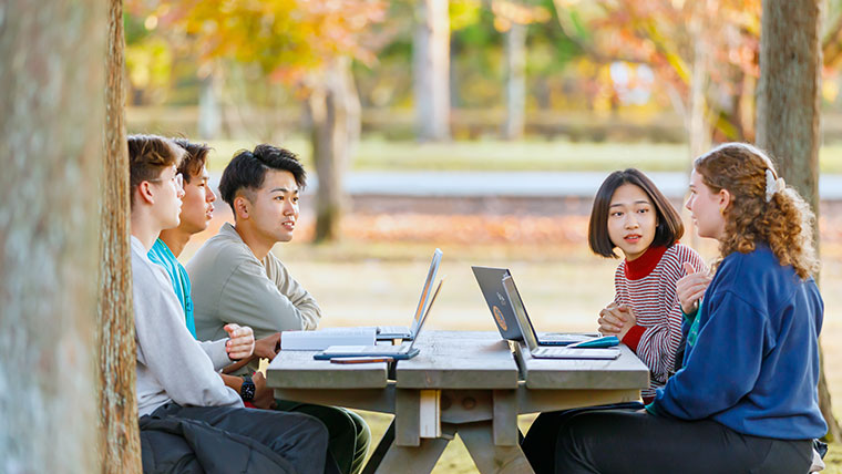 グローバル教育に力を入れている大学ランキング2025【全国編】