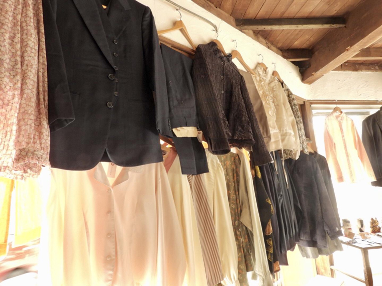 長野県立大学の学生が運営する新しいスタイルの古着屋「TRIANGLE」がオープン