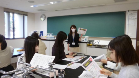 神戸女学院大学が「2022年有名企業400社実就職率ランキング」において3年連続で西日本の私立女子大学1位に